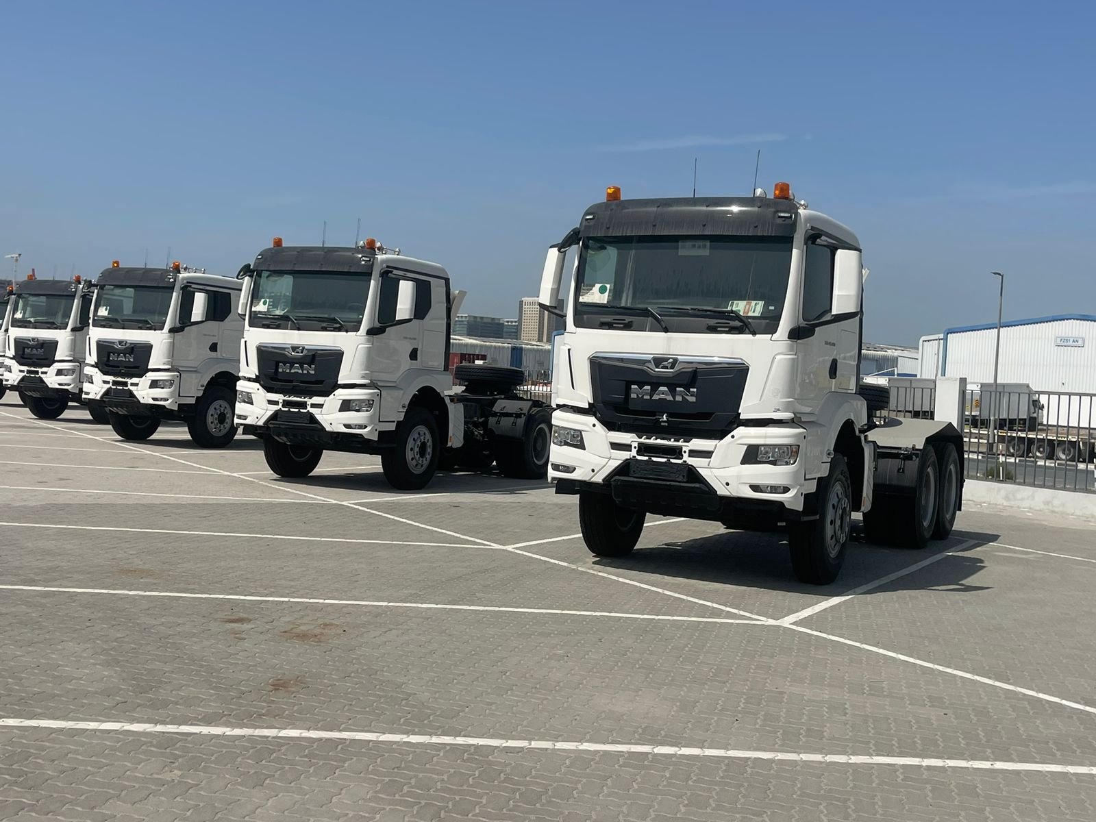 Buy Truck Showroom UAE