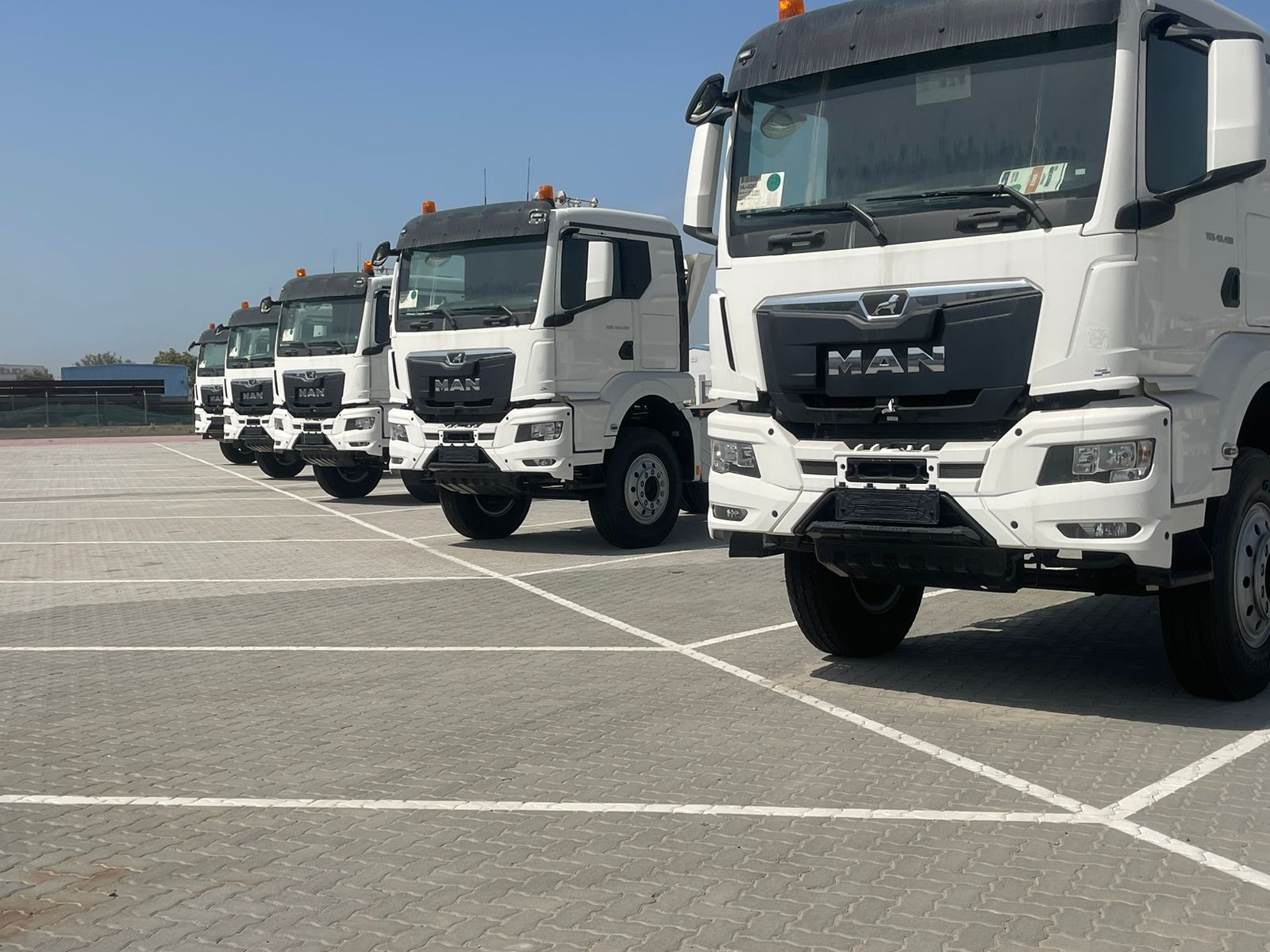Used Trucks for Sale in UAE